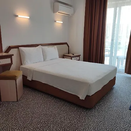 酒店 私日恩别墅酒店 *