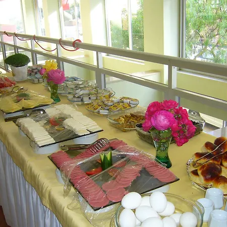 私日恩别墅酒店 Çeşme